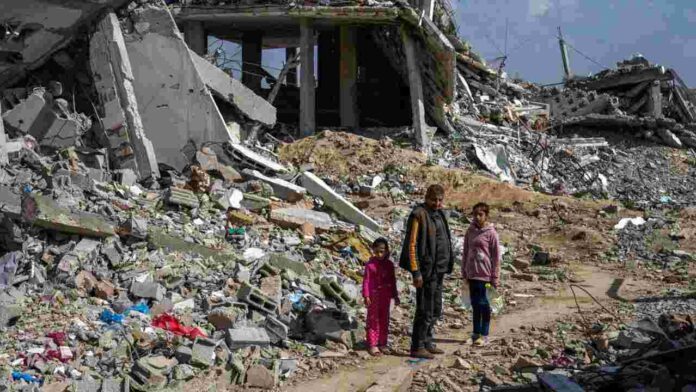 Israeli Airstrikes on Gaza Kill 32, Including Women and Children